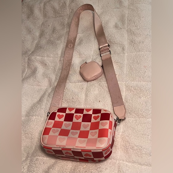 💕Host Pick💕Betsey Johnson Pink Checker Heart Crossbody Bag - Picture 15 of 15
